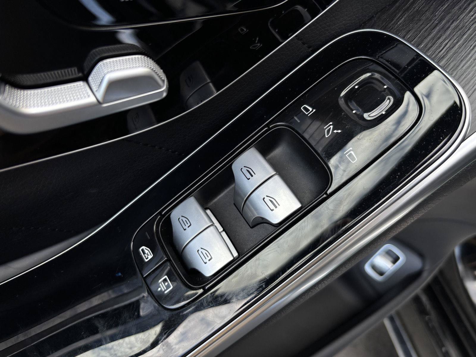 Used 2023 Mercedes-Benz S 580 4MATIC Sedan image 11