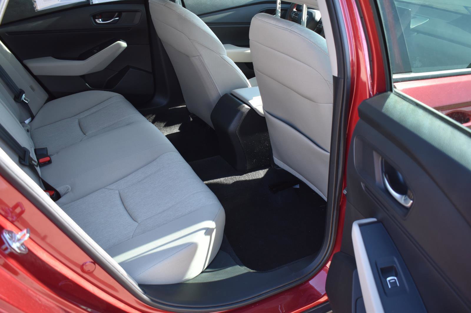 Used 2024 Honda Accord EX image 17