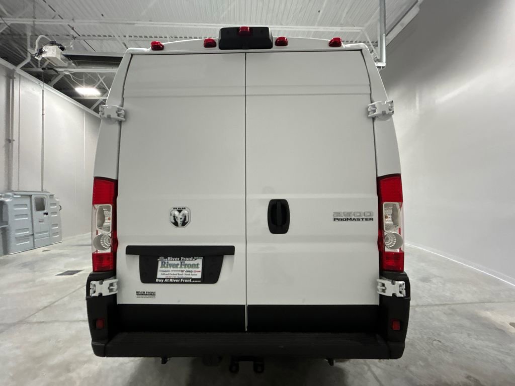 New 2025 RAM ProMaster 2500 w/ Convenience Group FWD image 7