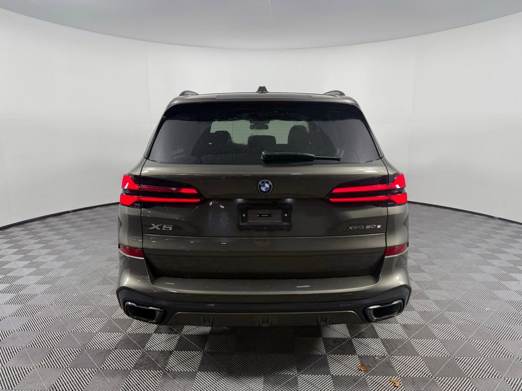 Used 2025 BMW X5 xDrive50e w/ M Sport Package image 6