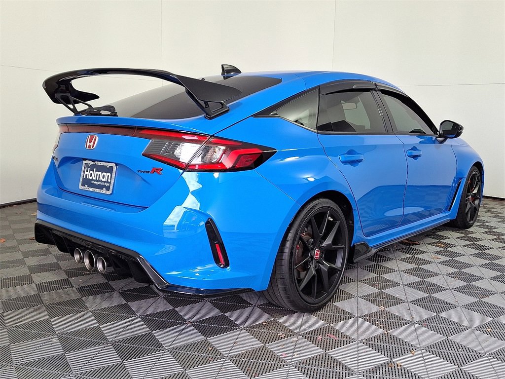 Used 2023 Honda Civic Type R image 6