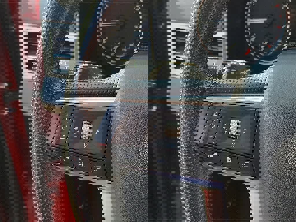 Used 2024 Mitsubishi Outlander SE image 28