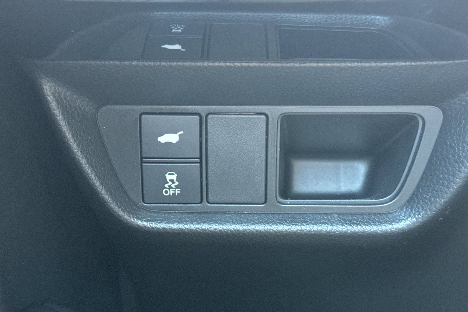 Used 2025 Acura ADX AWD image 40