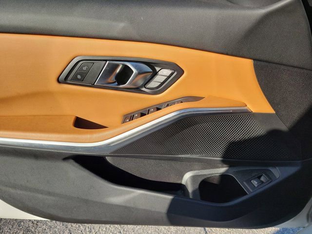 Used 2024 BMW M340i w/ Premium Package image 26