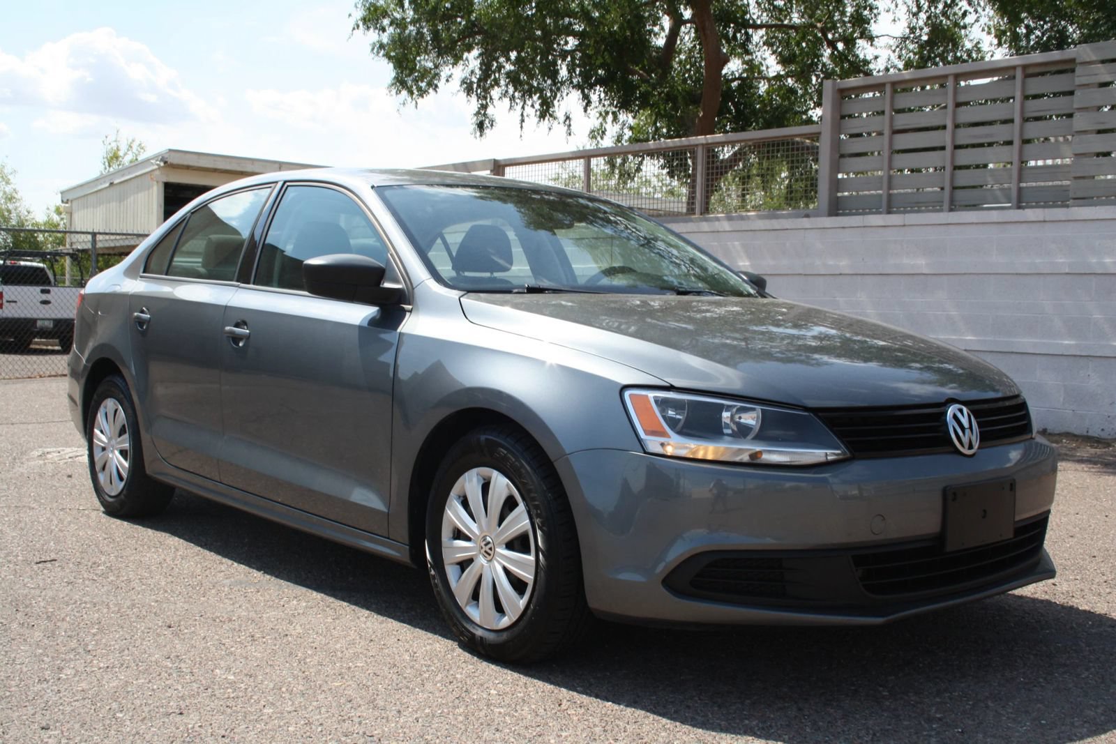 Used 2012 Volkswagen Jetta S FWD image 2