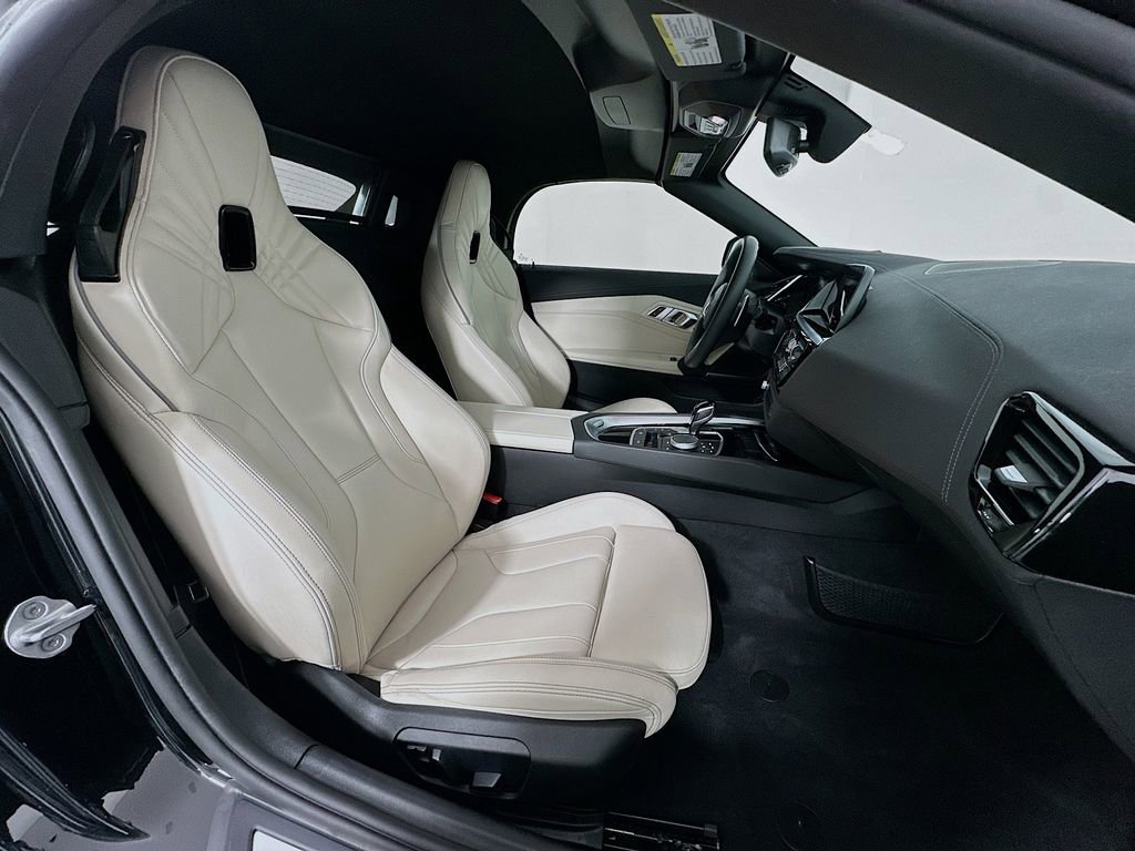 Certified 2024 BMW Z4 sDrive30i w/ Driving Assistance Package image 24