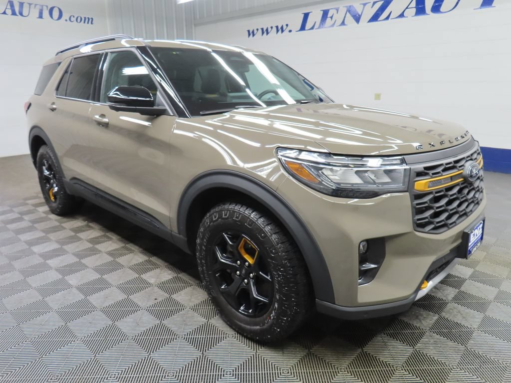 Used 2026 Ford Explorer Tremor w/ Tremor Ultimate Package AWD/4WD image 3