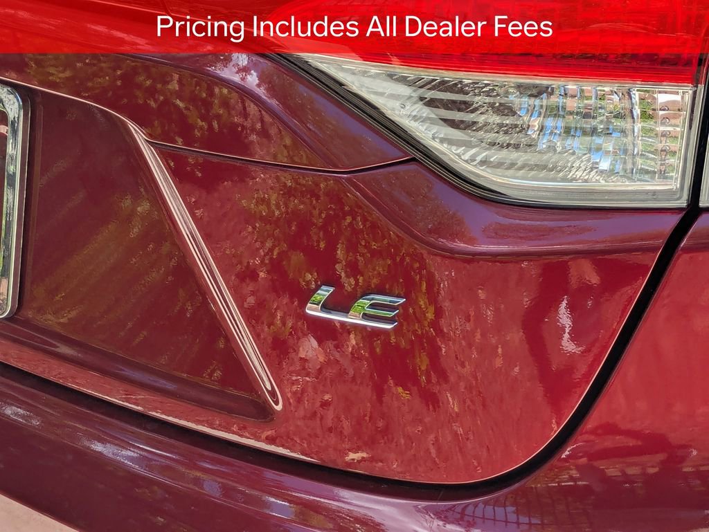 Used 2025 Toyota Corolla LE FWD image 8