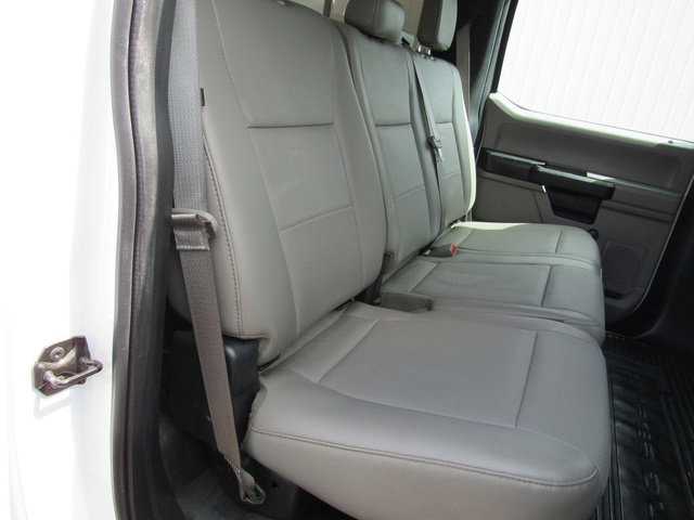 Used 2017 Ford F550 2WD Crew Cab Super Duty image 18