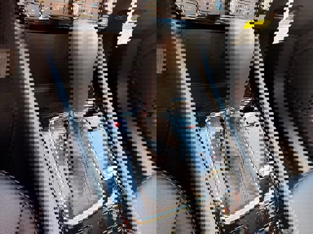 New 2026 Jeep Compass Limited image 18