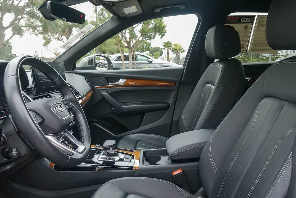 Used 2023 Audi Q5 2.0T Premium w/ Convenience Package AWD/4WD image 16