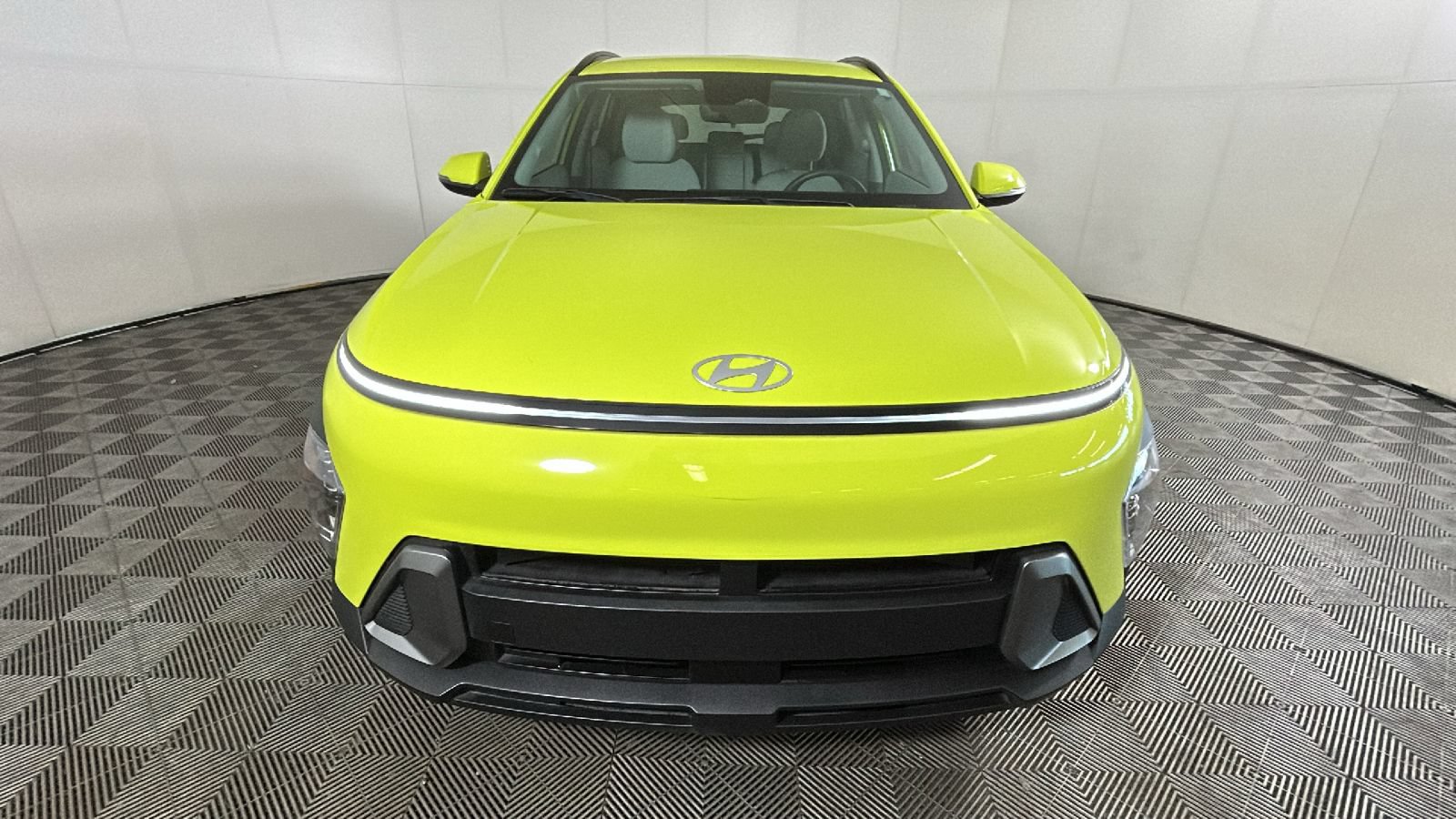 Used 2024 Hyundai Kona SEL FWD image 9