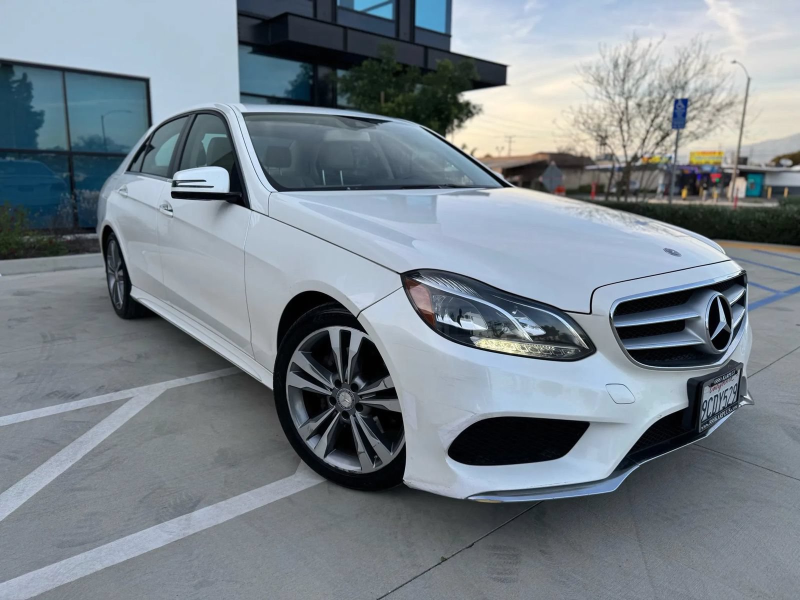 Used 2015 Mercedes-Benz E 350 Sedan image 4