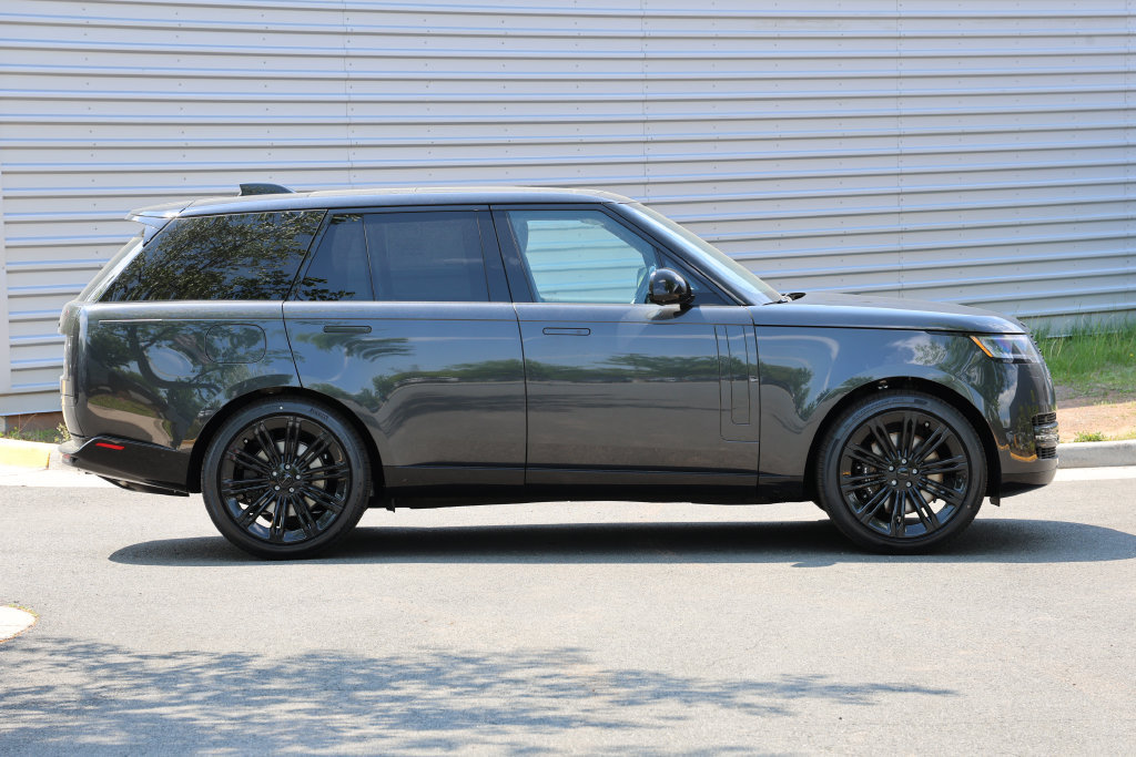 New 2026 Land Rover Range Rover SE AWD/4WD image 4
