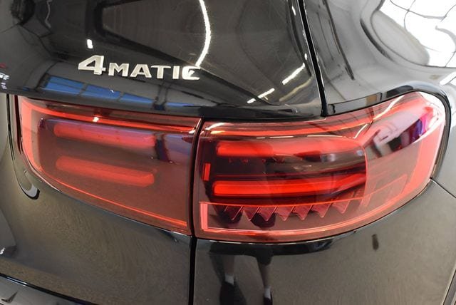 New 2026 Mercedes-Benz GLB 250 4MATIC image 15