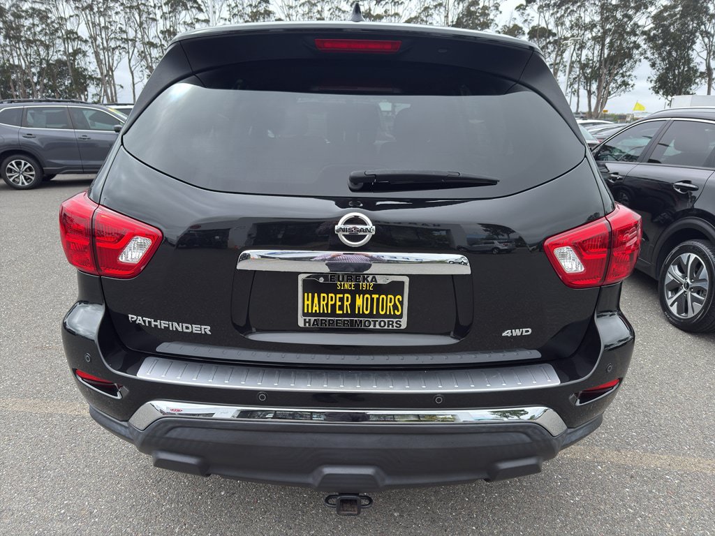 Used 2020 Nissan Pathfinder S AWD/4WD image 4