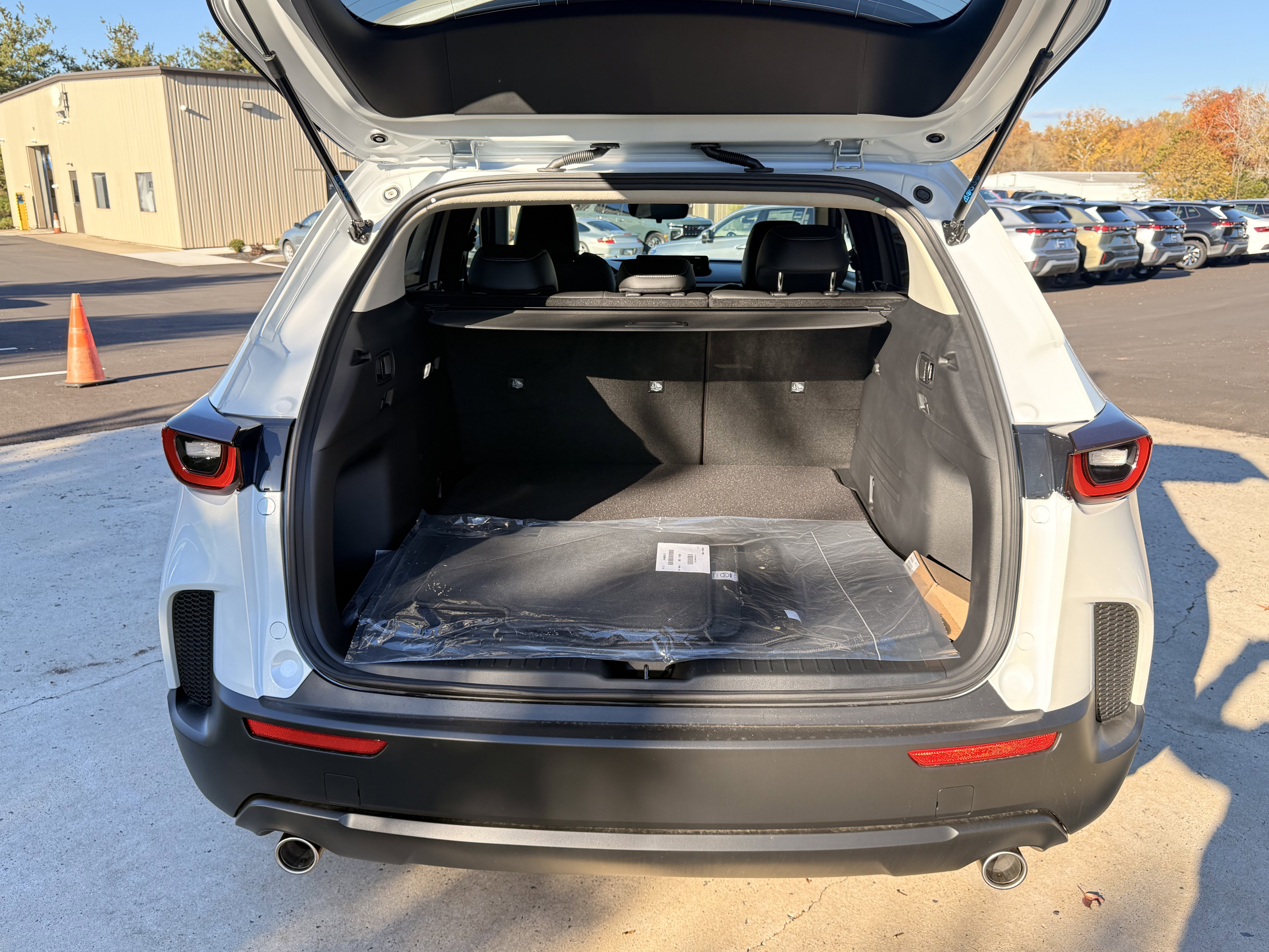 New 2026 MAZDA CX-50 AWD 2.5 S w/ Select Package image 11