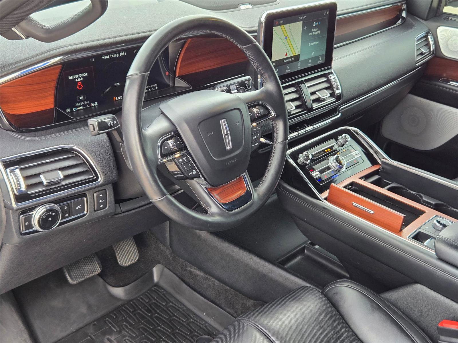 Used 2021 Lincoln Navigator Reserve w/ Luxury Package image 10
