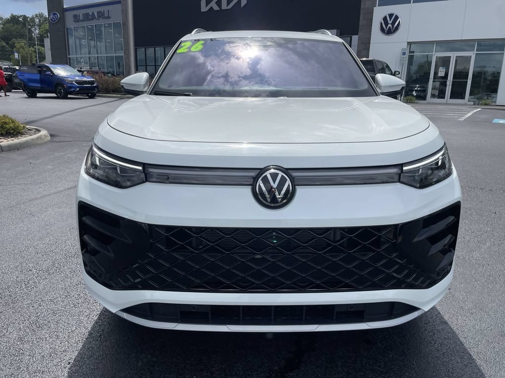 Certified 2026 Volkswagen Tiguan SEL R-Line AWD/4WD image 2