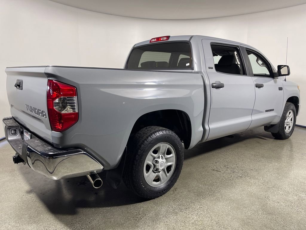 Used 2018 Toyota Tundra SR5 w/ SR5 Upgrade Package RWD image 3
