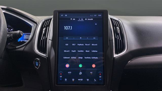 Used 2021 Ford Edge Titanium w/ Class II Trailer Tow Package image 15