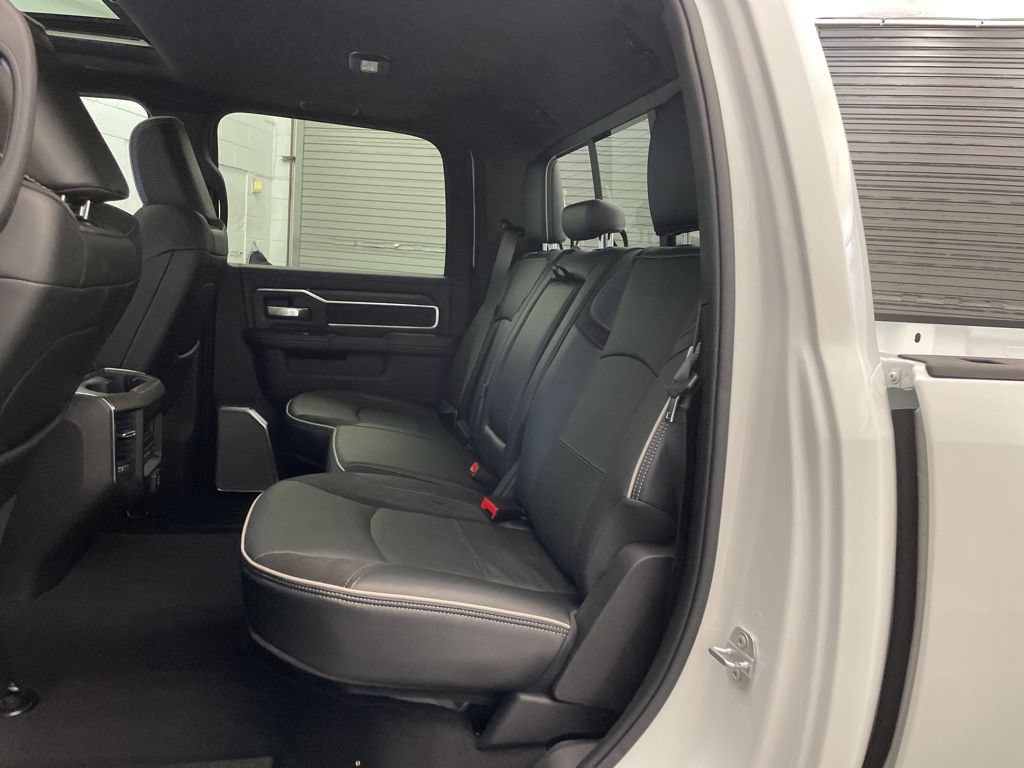New 2026 RAM 3500 Laramie AWD/4WD image 22