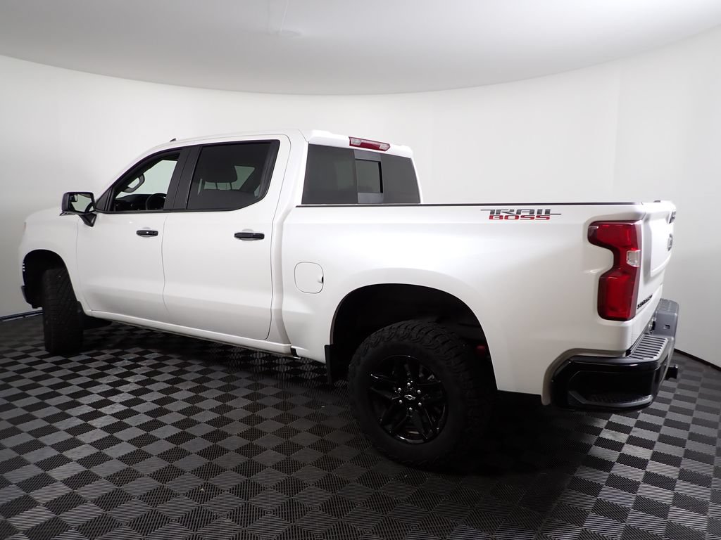 Used 2024 Chevrolet Silverado 1500 LT Trail Boss w/ Convenience Package II AWD/4WD image 12