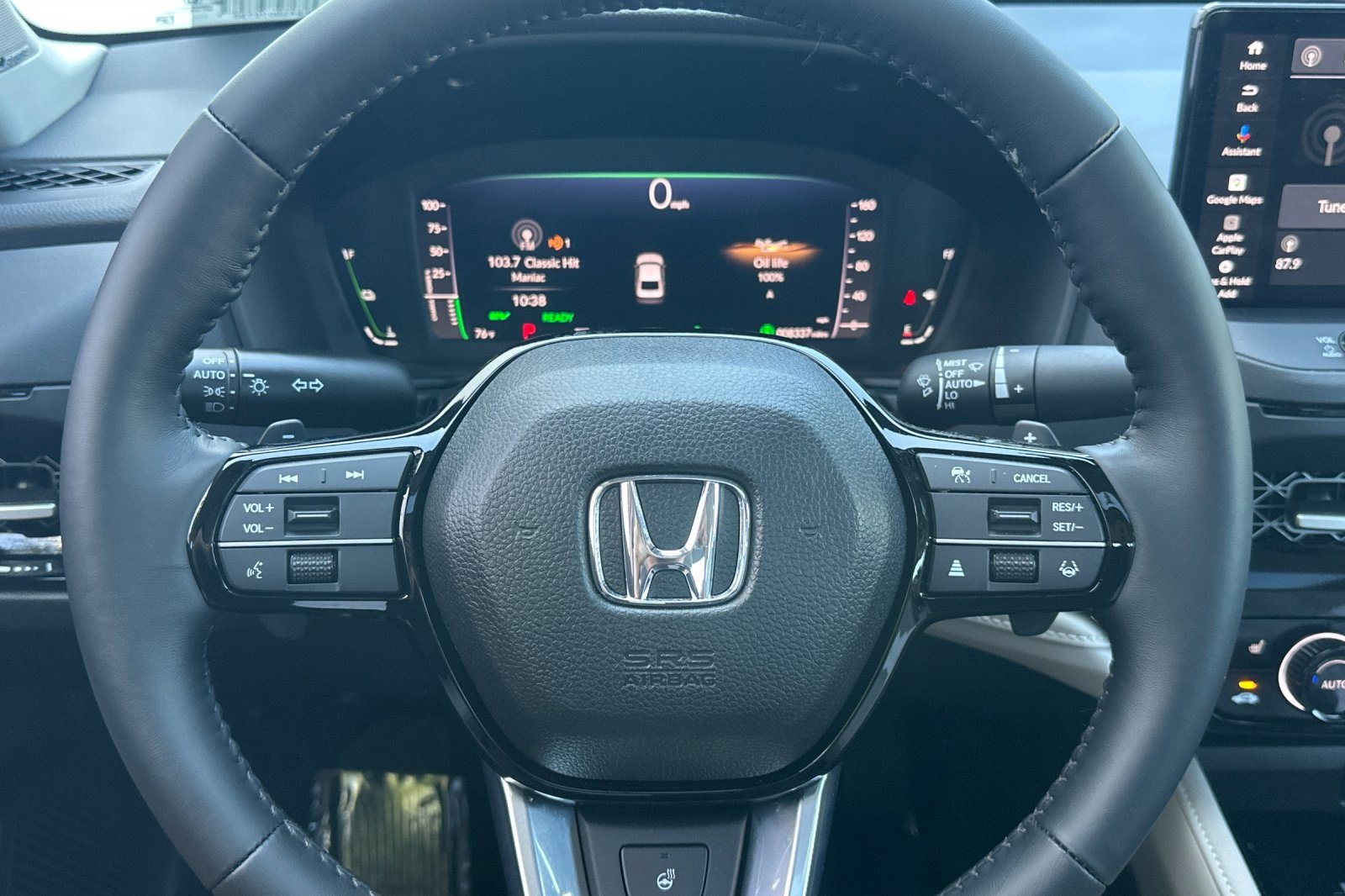 Used 2025 Honda Accord Touring image 11