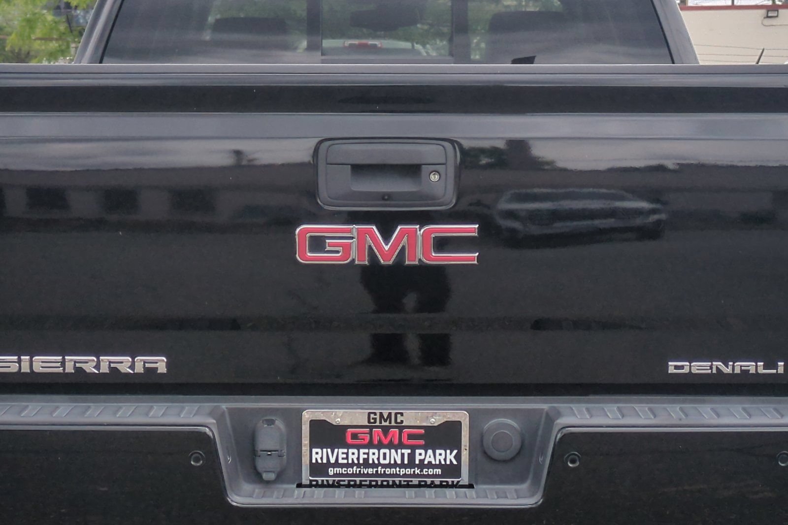 Used 2018 GMC Sierra 1500 Denali w/ Denali Ultimate Package AWD/4WD image 46