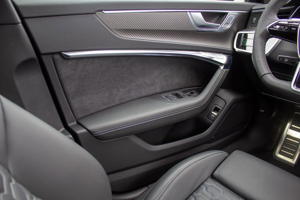 Used 2026 Audi RS 6 performance image 19