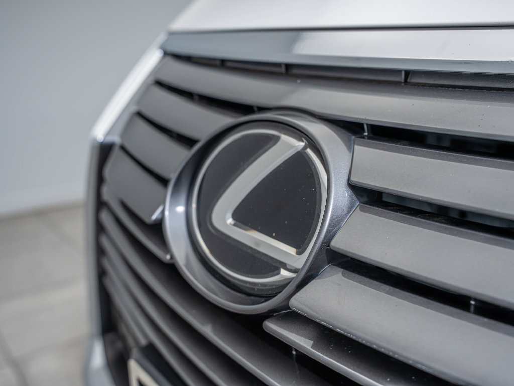Used 2019 Lexus RX 350L AWD image 3