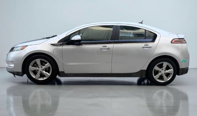 Used 2013 Chevrolet Volt Premium w/ Premium Trim Package FWD image 3