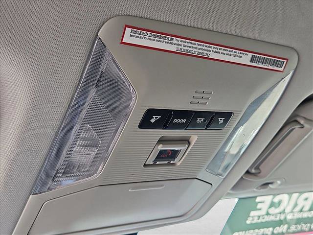 Used 2021 Toyota RAV4 XLE image 20