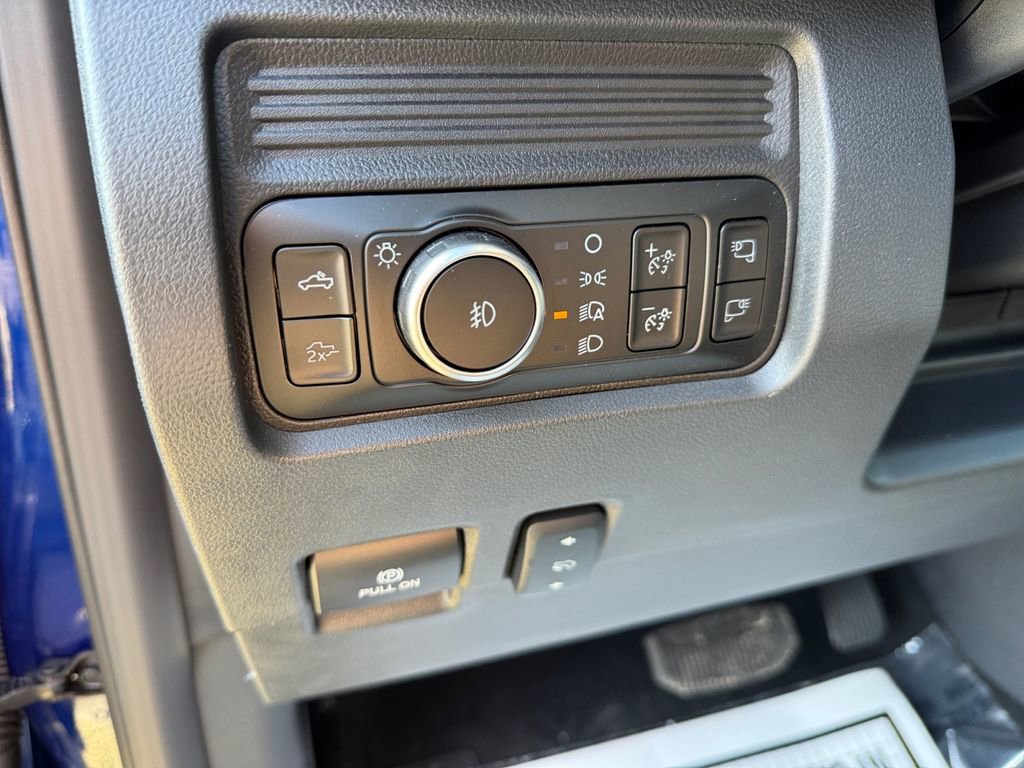 New 2026 Ford F350 Lariat w/ Black Appearance Package AWD/4WD image 29