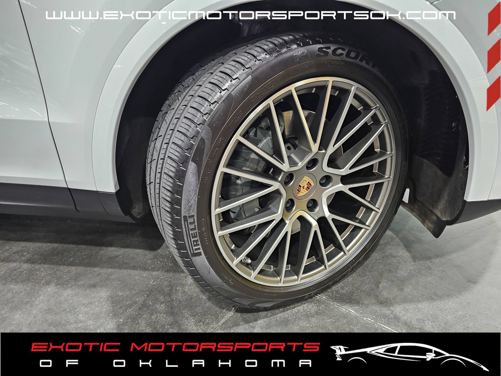 Used 2023 Porsche Cayenne S Platinum AWD/4WD image 46