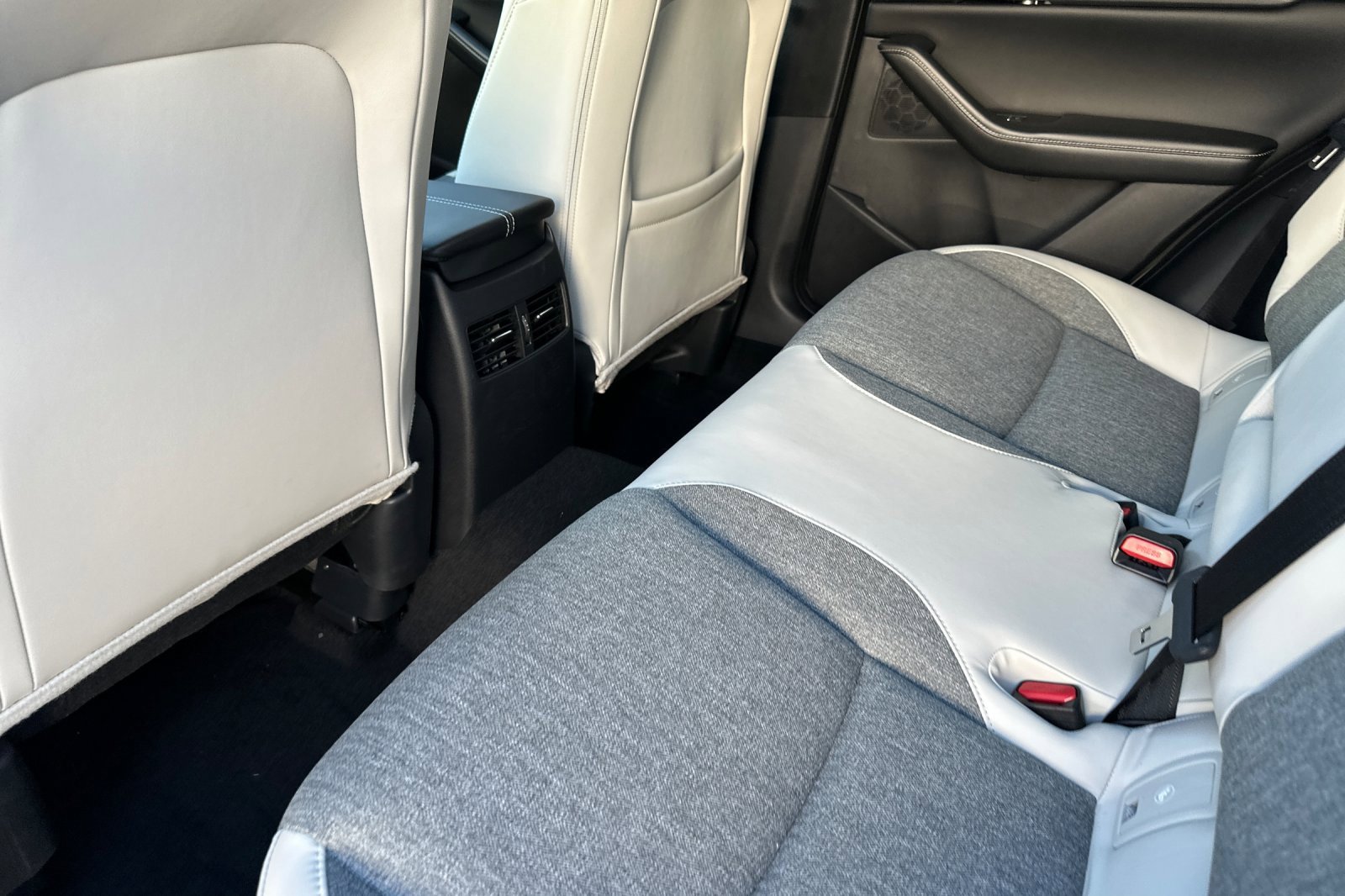 New 2026 MAZDA CX-30 AWD 2.5 S image 13