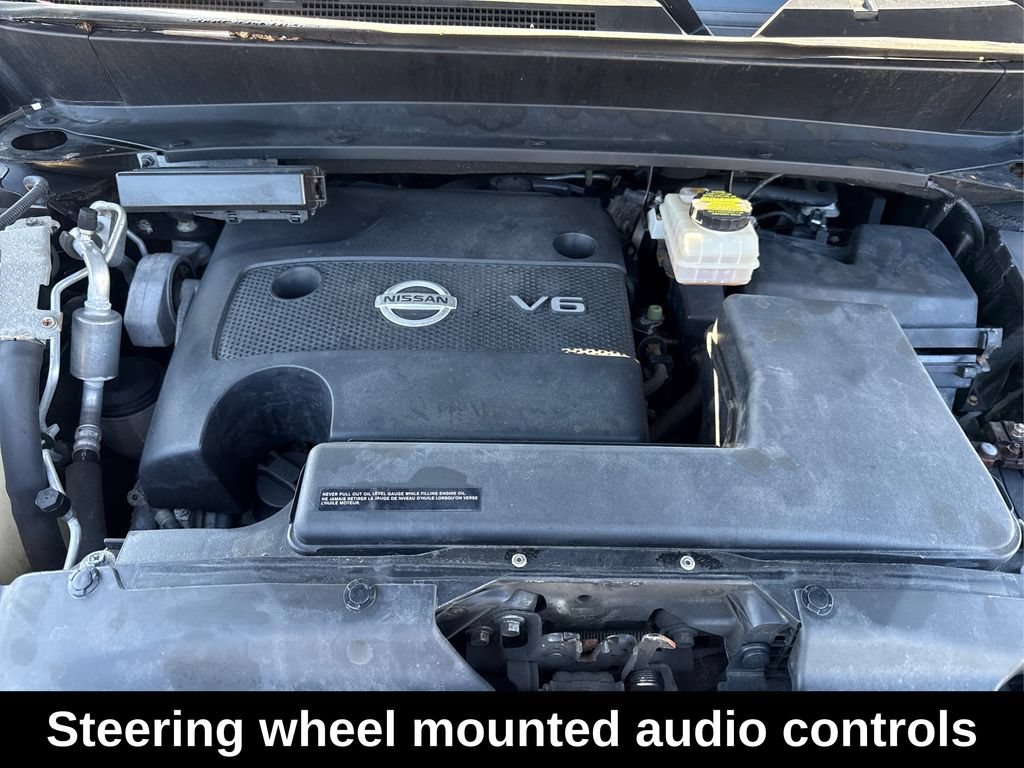 Used 2015 Nissan Pathfinder SV AWD/4WD image 14