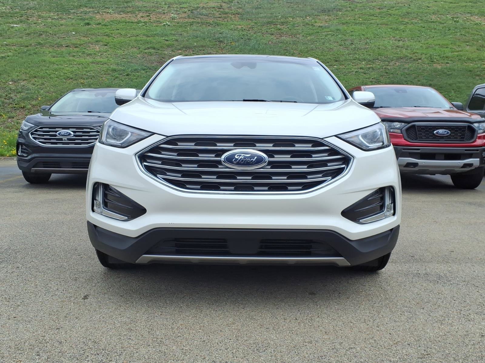Used 2020 Ford Edge SEL w/ Convenience Package image 2