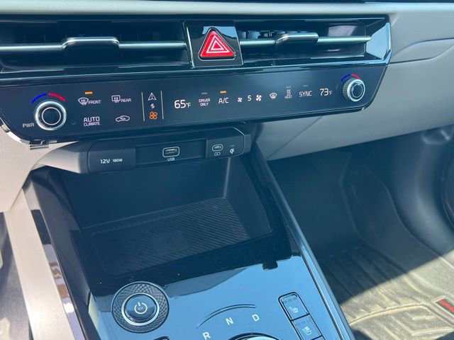Certified 2024 Kia Niro Wave w/ Wave Preserve Package FWD image 20