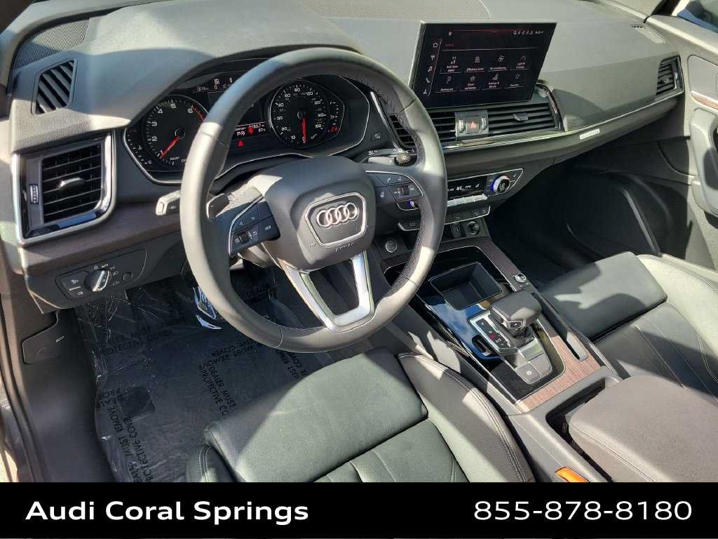 Certified 2023 Audi Q5 2.0T Premium w/ Convenience Package AWD/4WD image 10