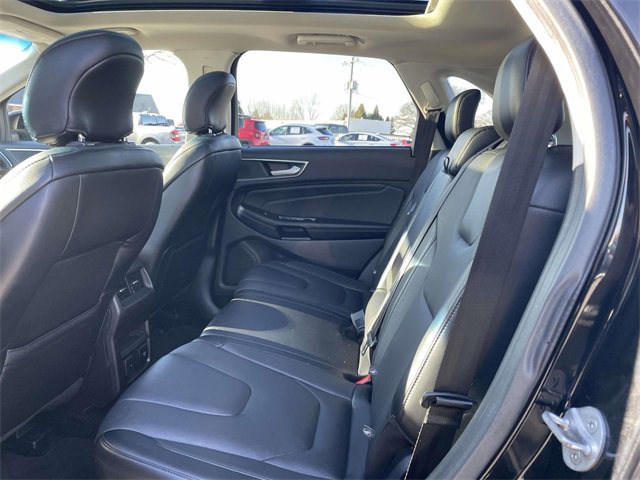 Certified 2018 Ford Edge Titanium w/ Equipment Group 301A image 11