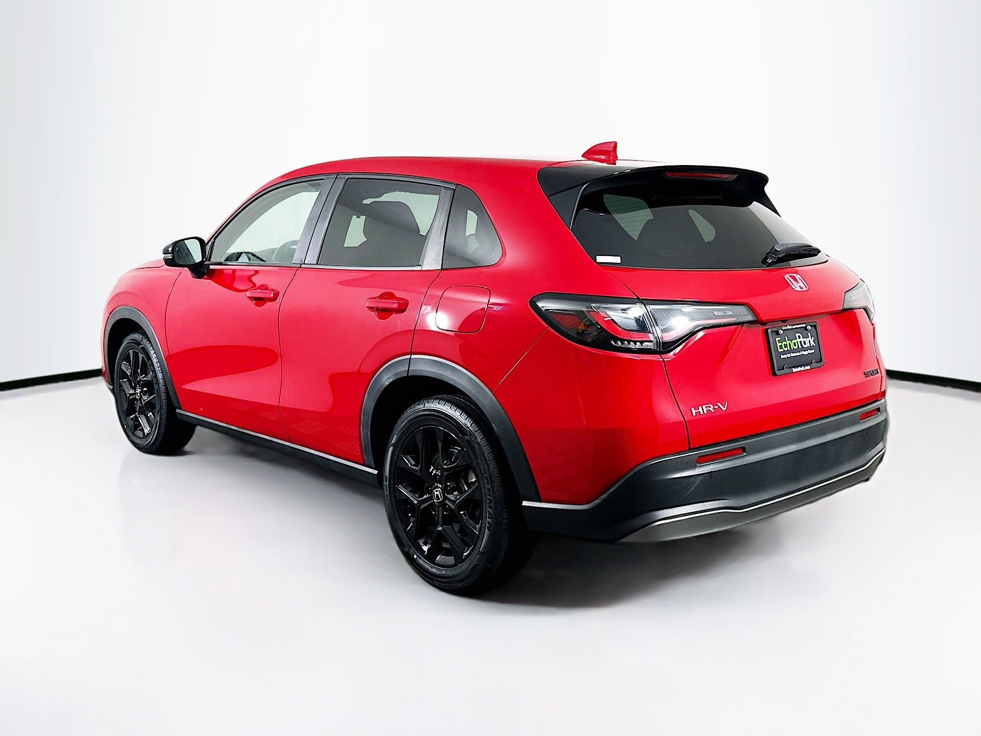 Used 2023 Honda HR-V Sport image 5