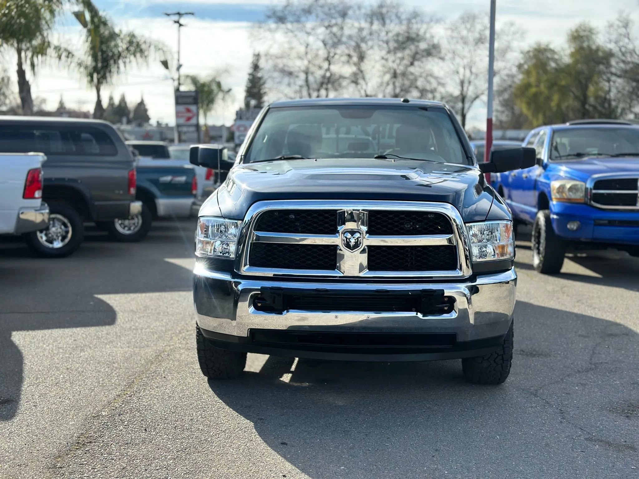 Used 2013 RAM 2500 SLT w/ Cold Weather Group AWD/4WD image 8