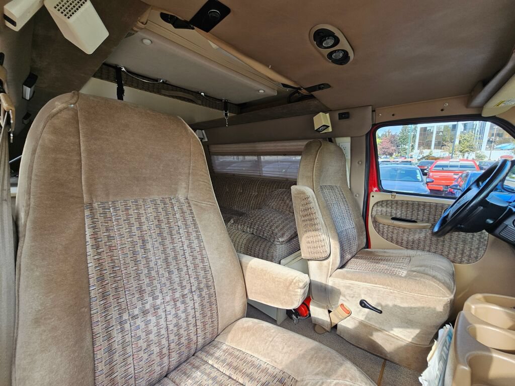 Used 2000 Dodge B2500 RWD image 30