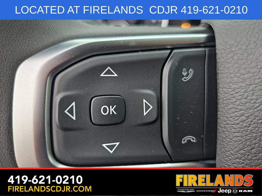 New 2026 RAM 1500 4x4 Crew Cab image 17