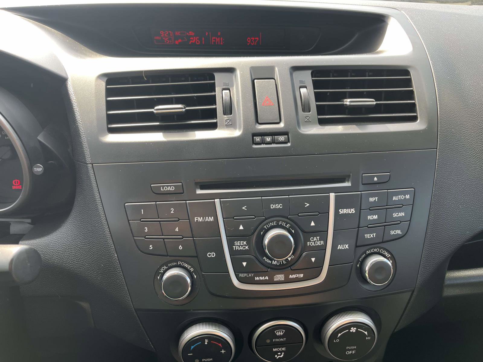 Used 2012 MAZDA MAZDA5 Sport image 15