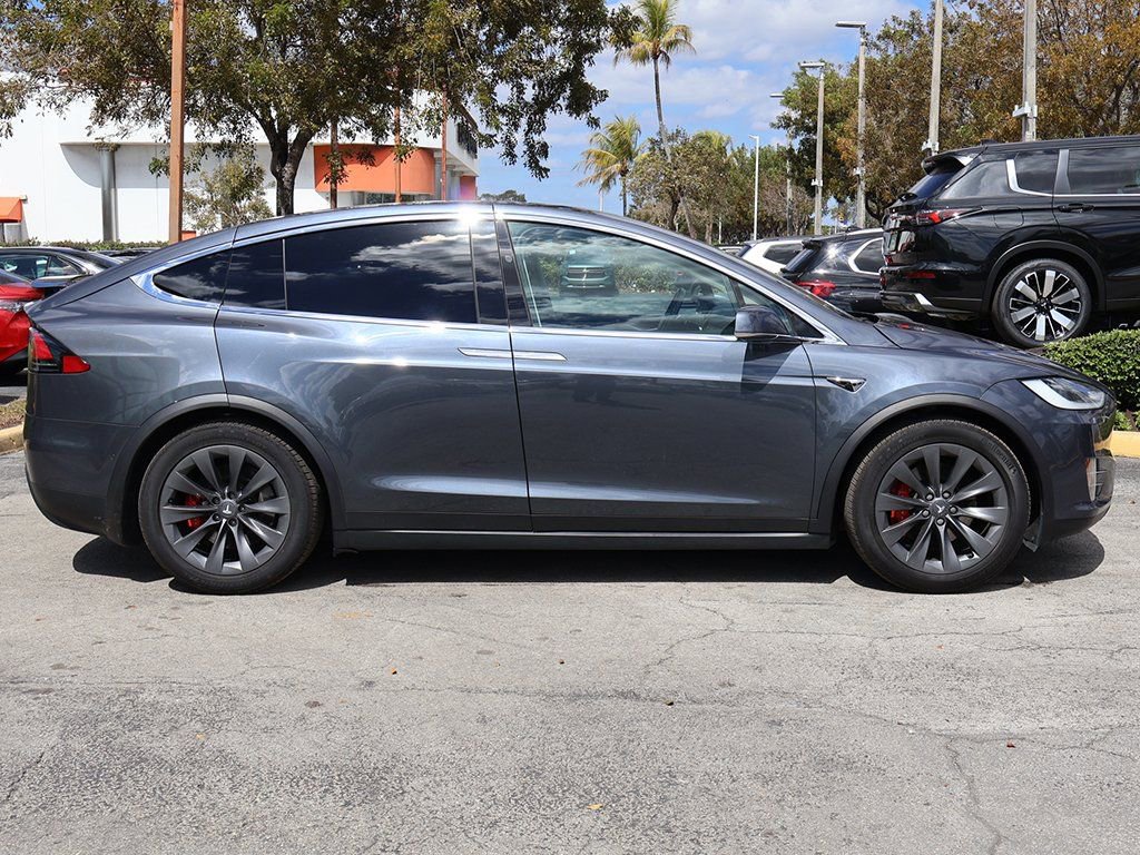 Used 2017 Tesla Model X P100D image 18