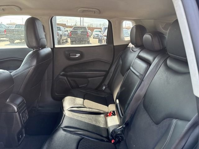 Used 2018 Jeep Compass Latitude image 30