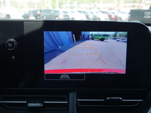 Used 2026 Chevrolet Trax RS FWD image 6
