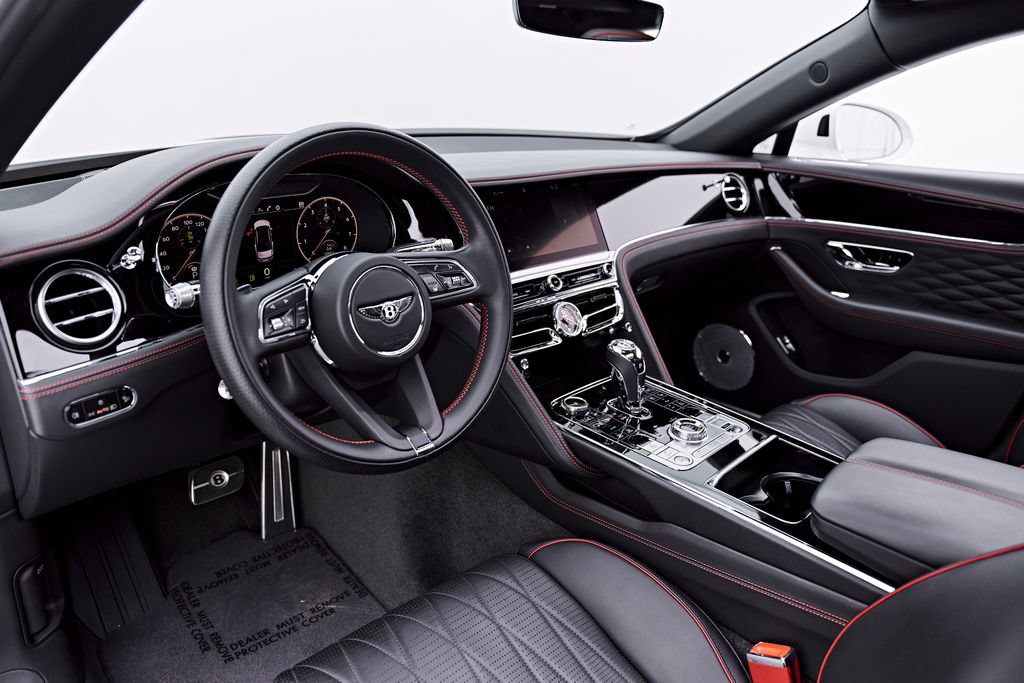 Used 2022 Bentley Flying Spur V8 AWD/4WD image 2